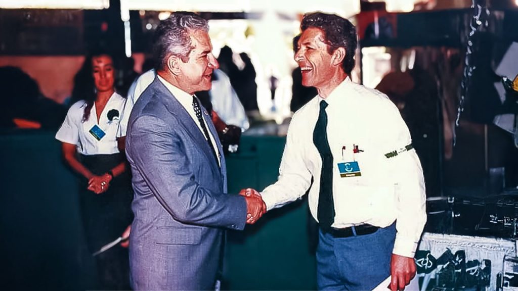 Firma de Distribución Exclusiva Maqpower en Zona Pacífico y Norte de México con Sullair - Roberto Tamez